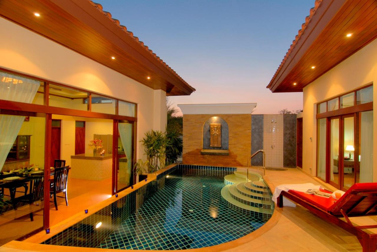 Les Palmares Villas Phuket