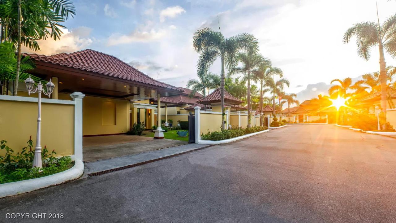 Les Palmares Villas Phuket