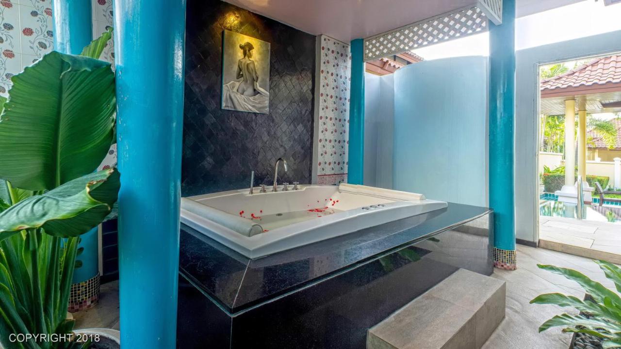 Les Palmares Villas Phuket