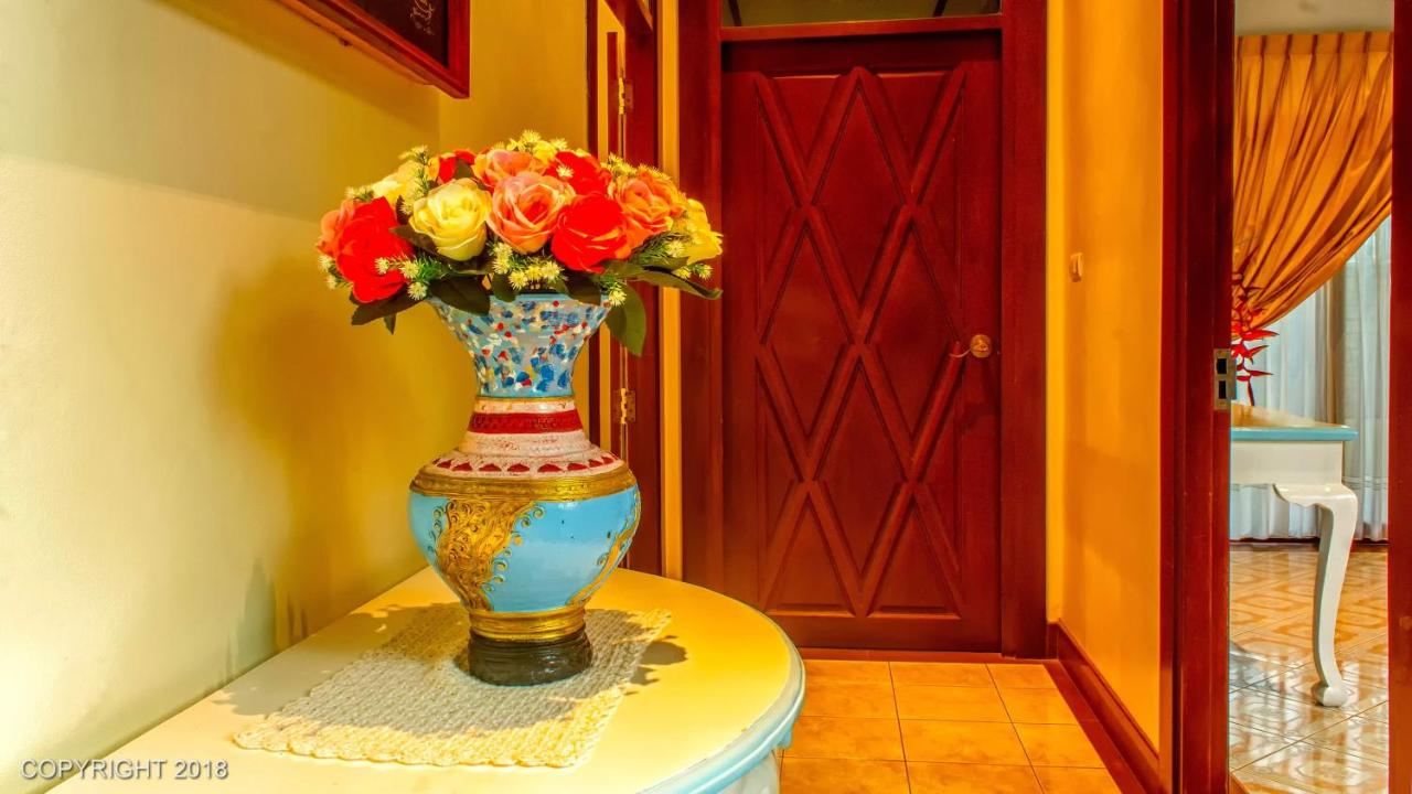 Les Palmares Villas Phuket