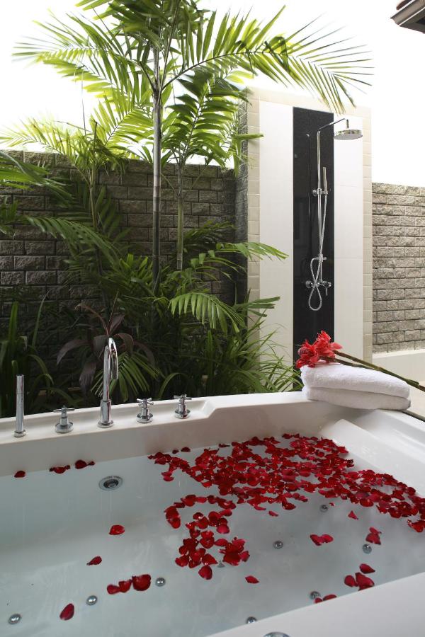 Les Palmares Villas Phuket