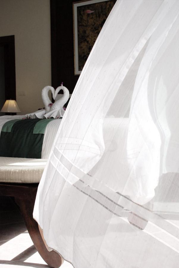 Les Palmares Villas Phuket