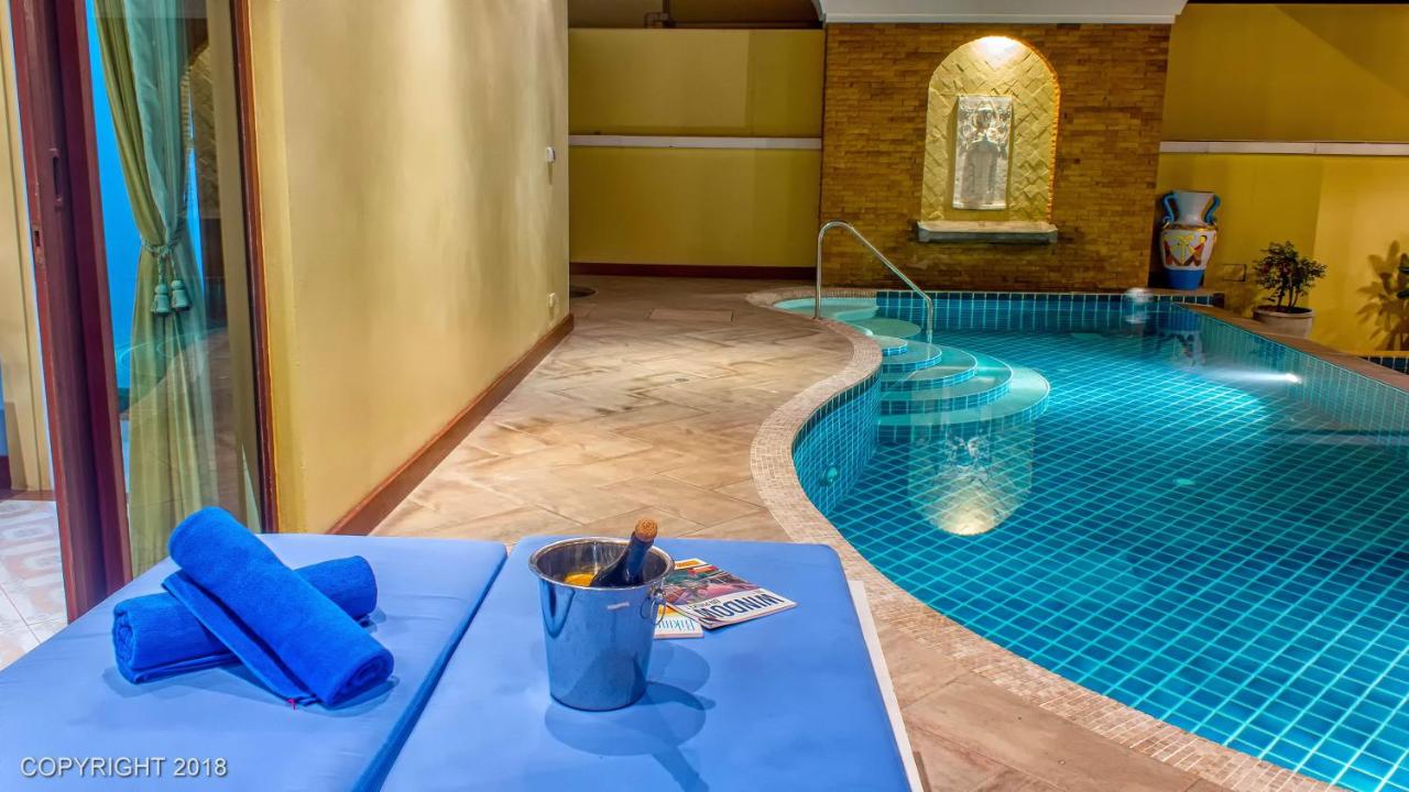 Les Palmares Villas Phuket