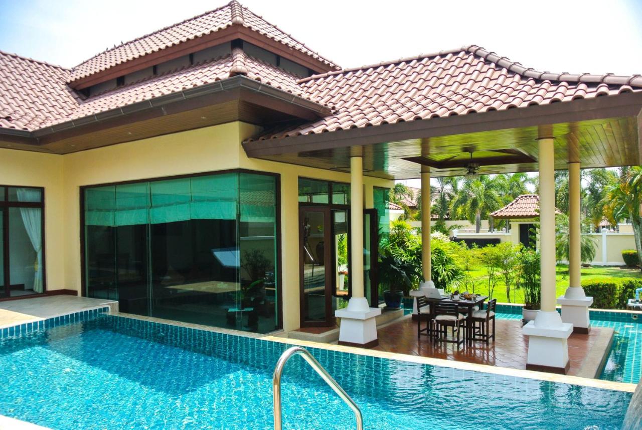 Les Palmares Villas Phuket