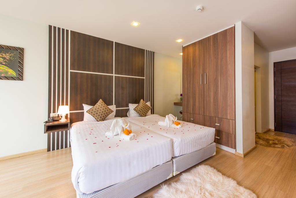 Golden Manora Hotel