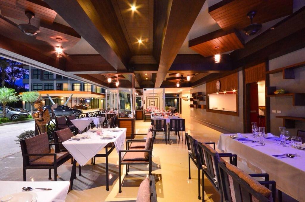 Golden Manora Hotel