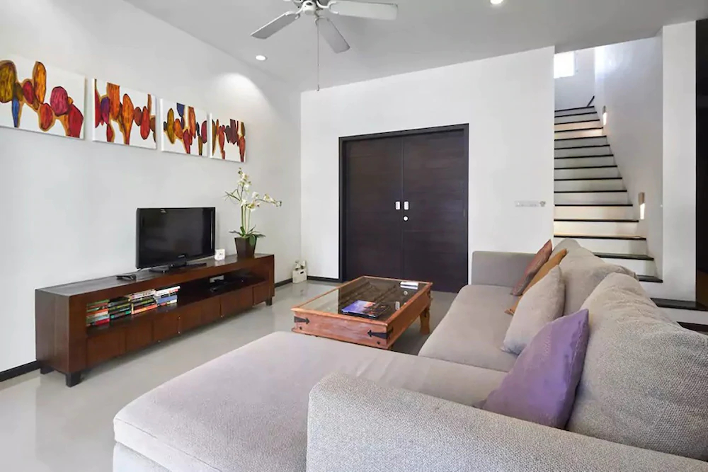 Oxygen Villa by Alexanders