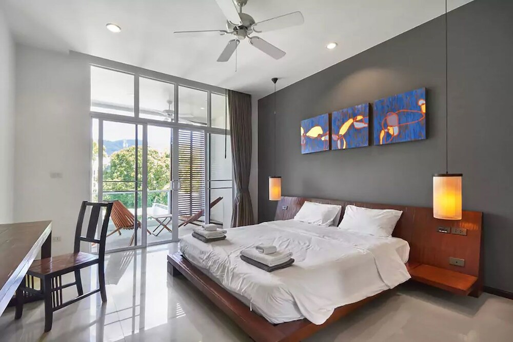 Oxygen Villa by Alexanders