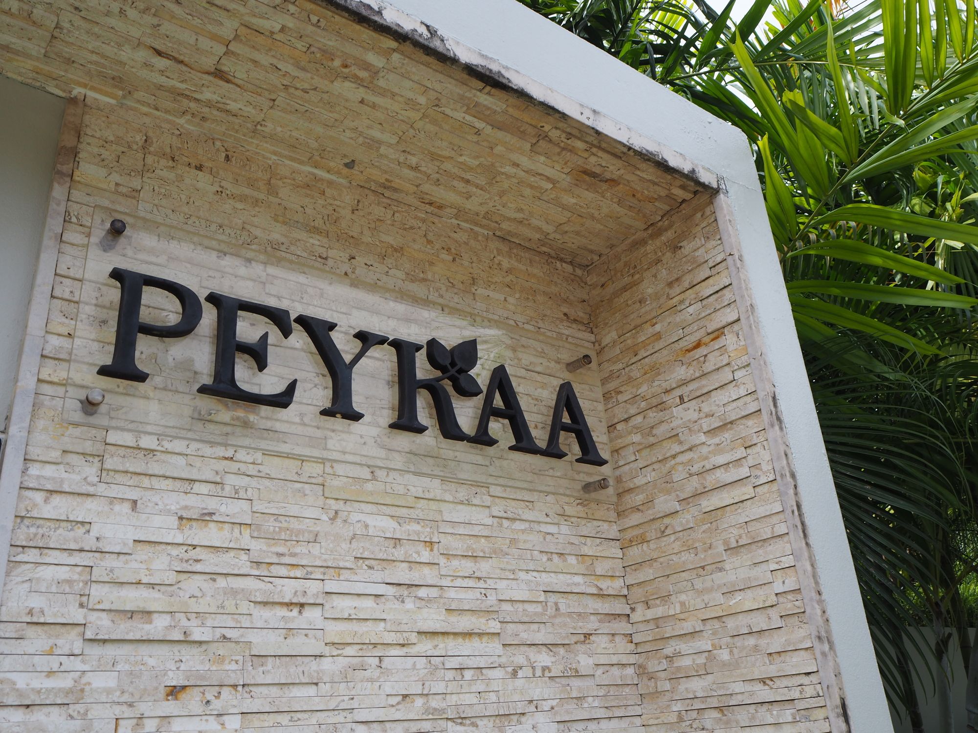 Peykaa Villas