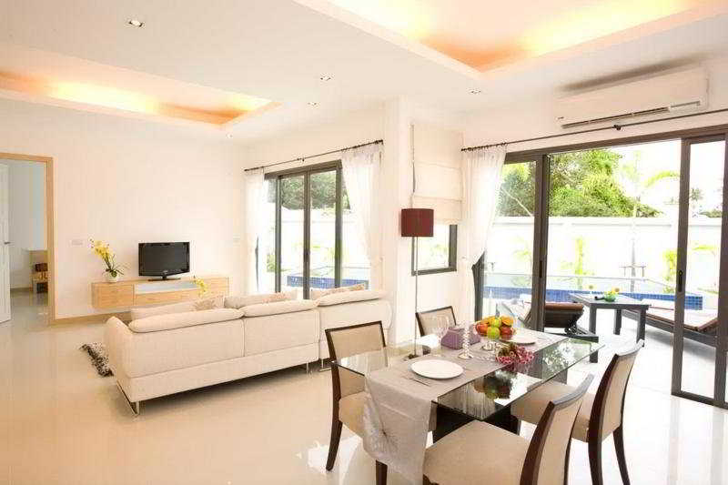 Seastone Pool Villa