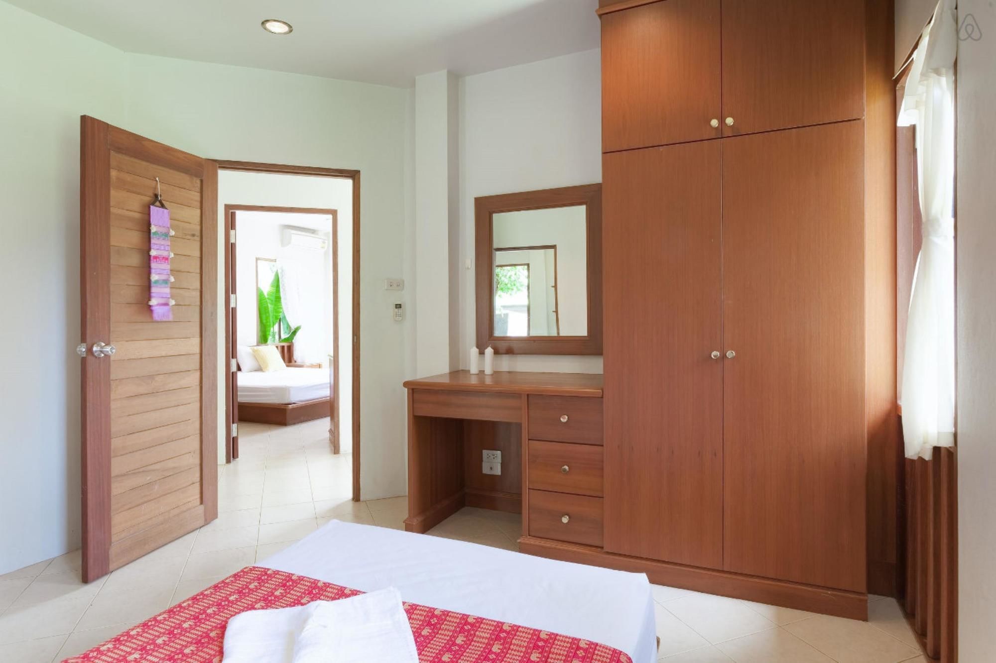 Villa Behind The Sea