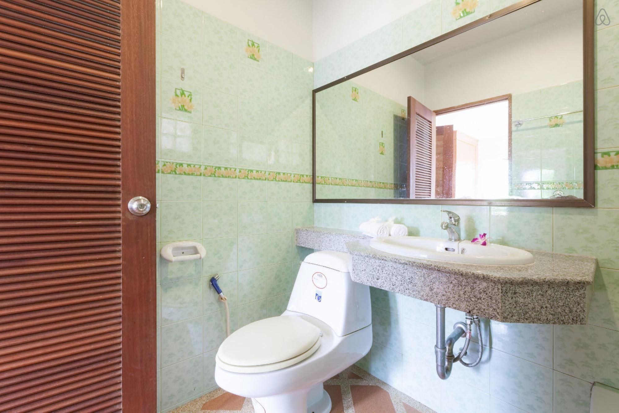 Villa Behind The Sea