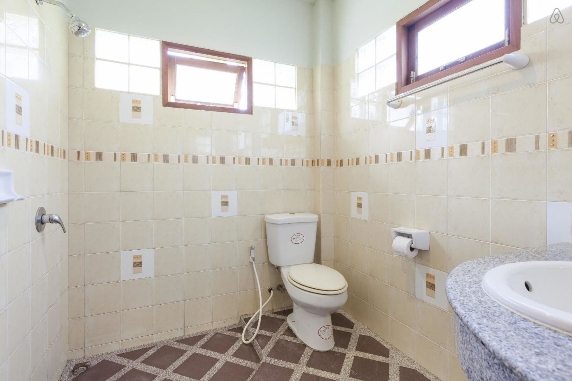 Villa Behind The Sea