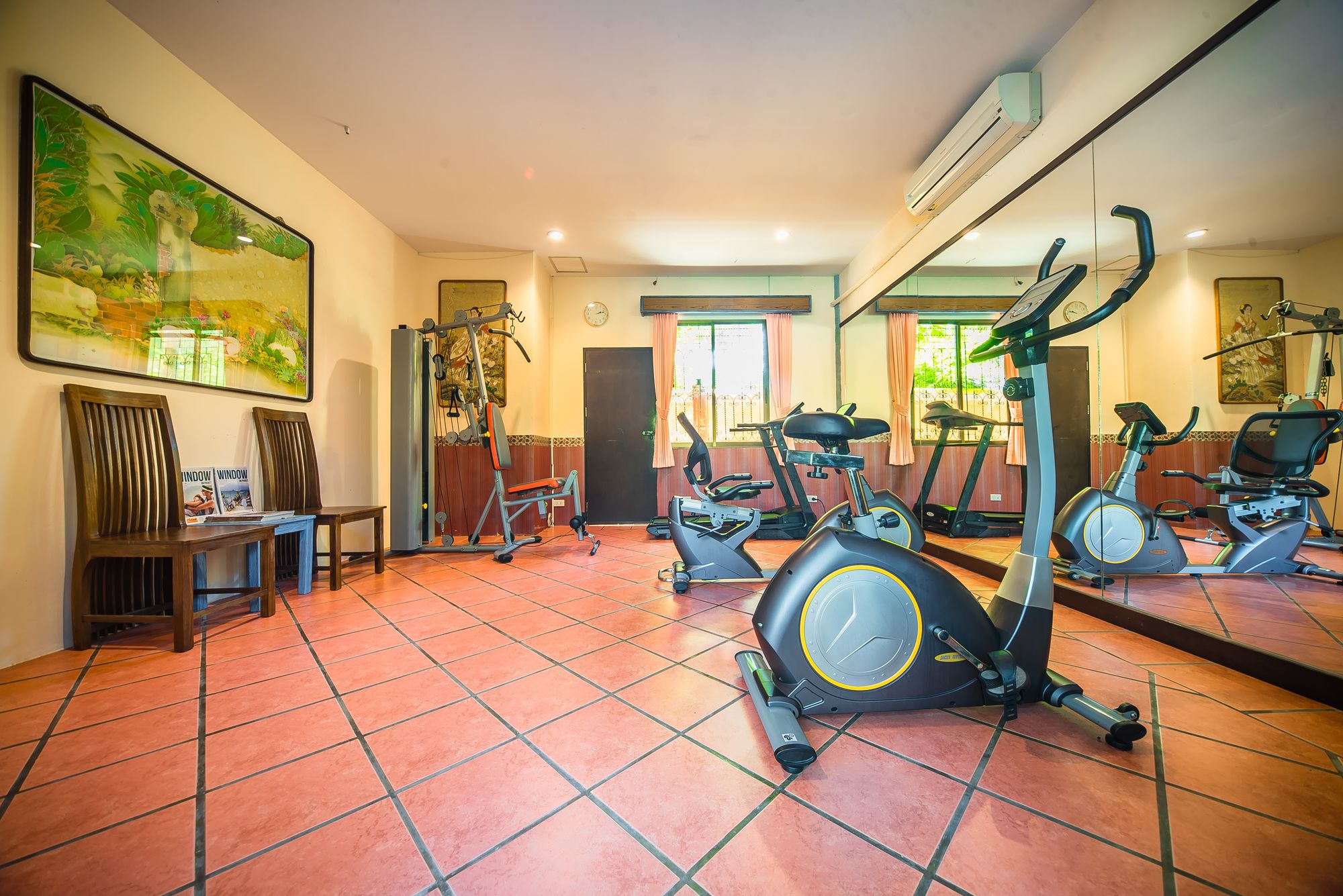 Ao Chalong Villa Resort & Spa