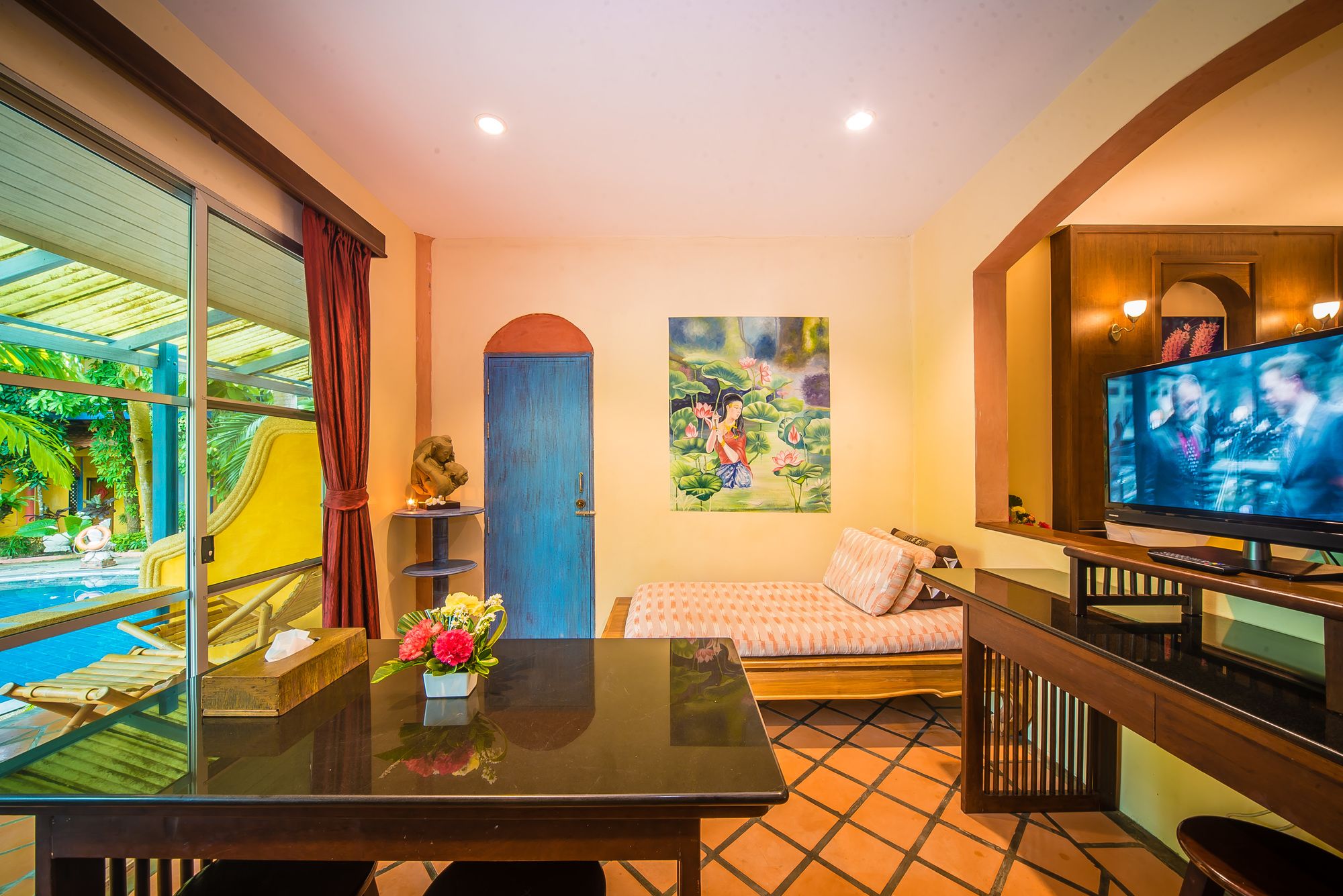 Ao Chalong Villa Resort & Spa