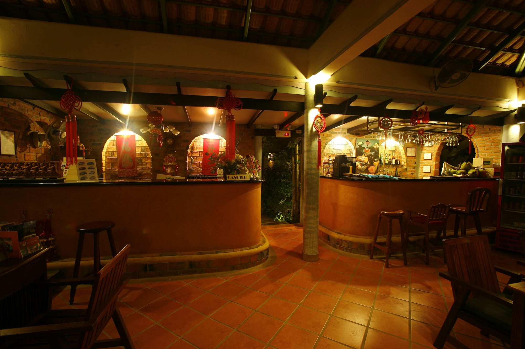 Ao Chalong Villa Resort & Spa