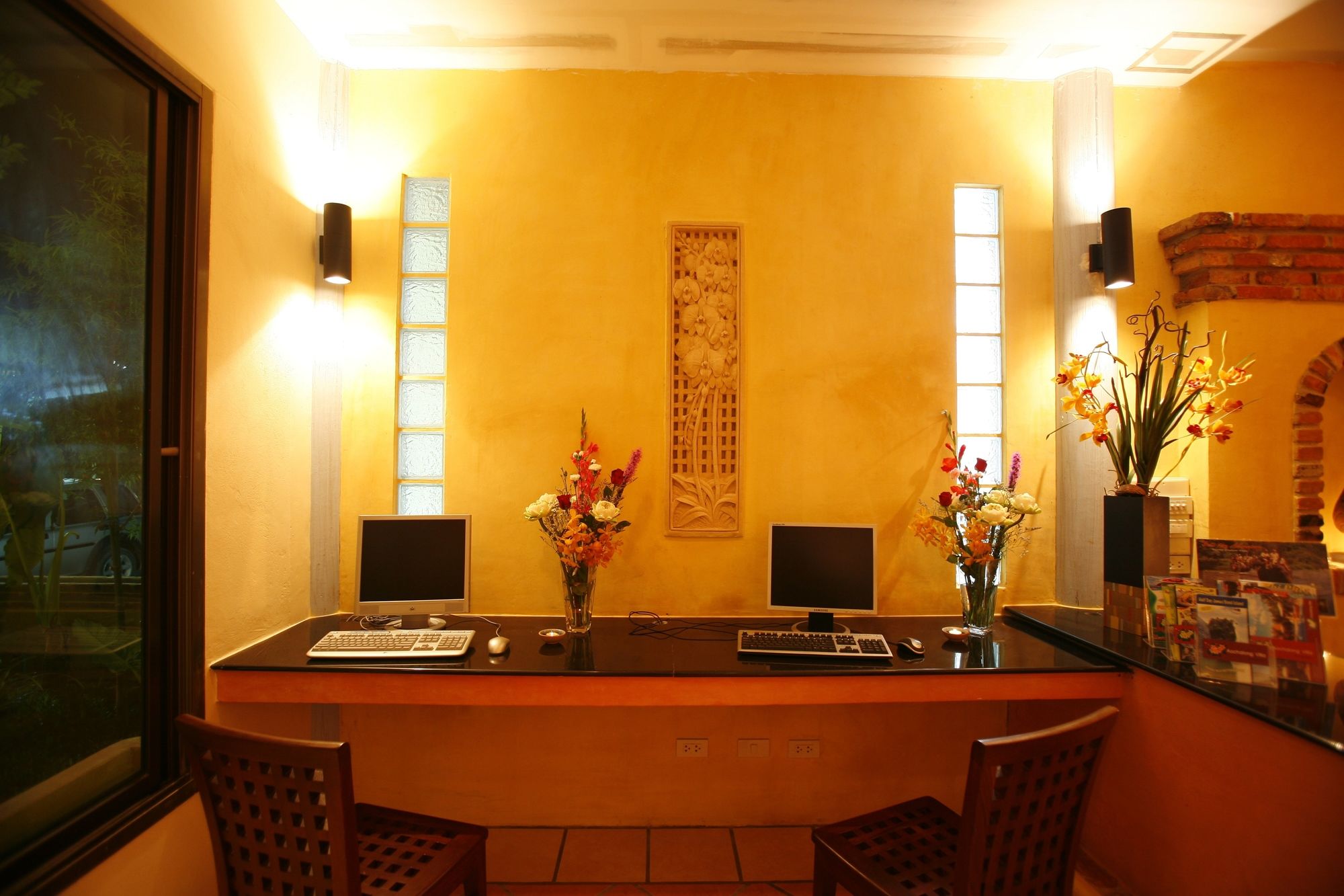 Ao Chalong Villa Resort & Spa