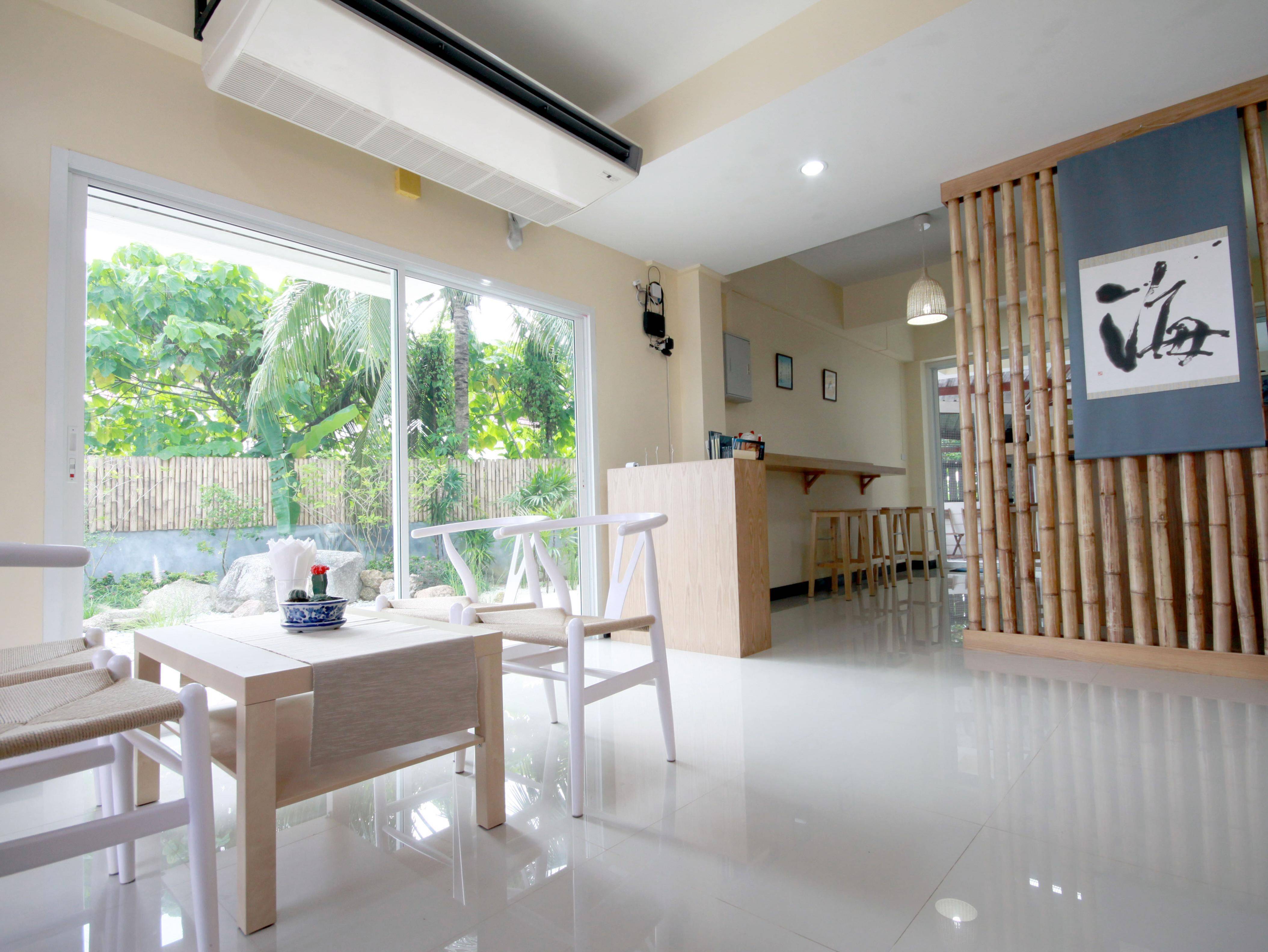 AOI Phuket Boutique Dive Inn