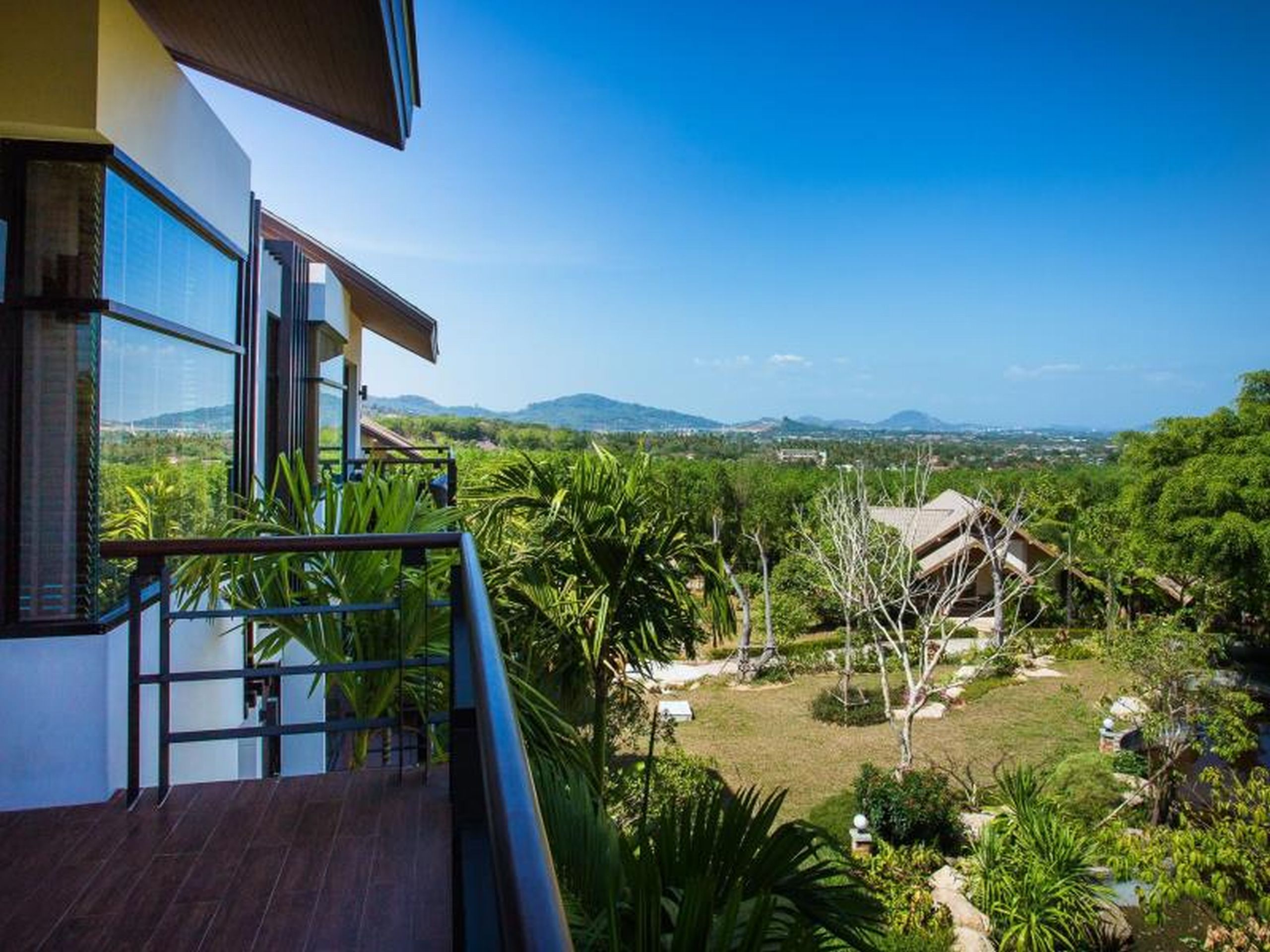 Chalong Chalet Resort & Longstay