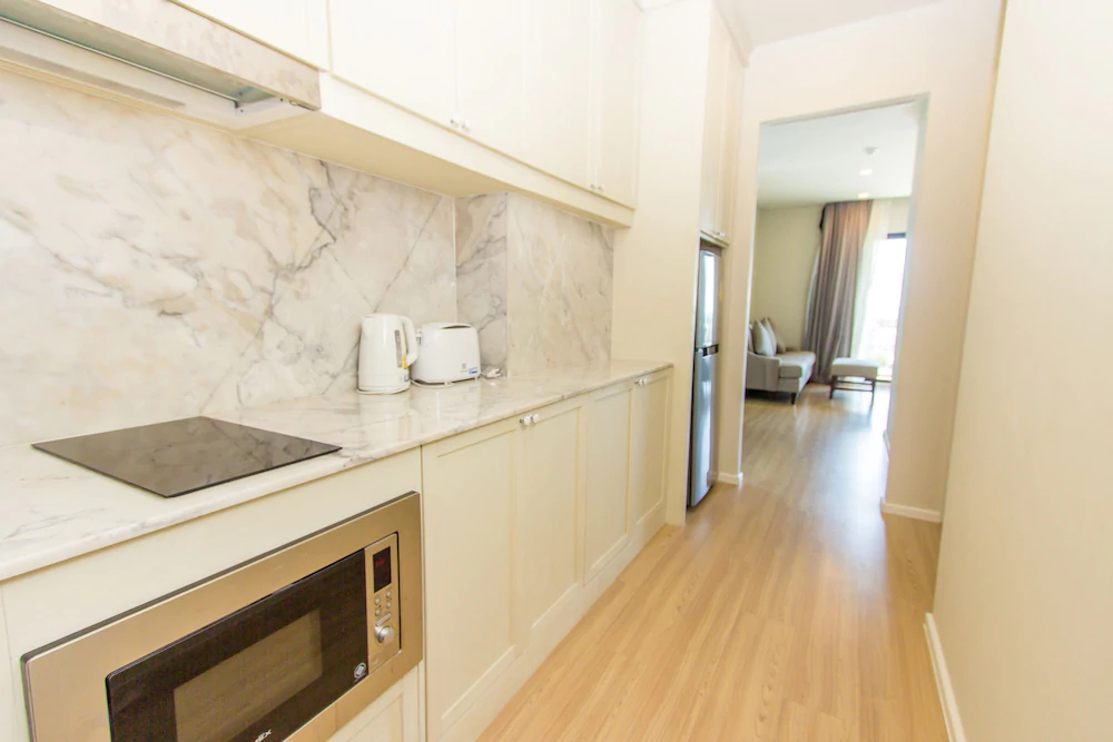 Dlux Condominium
