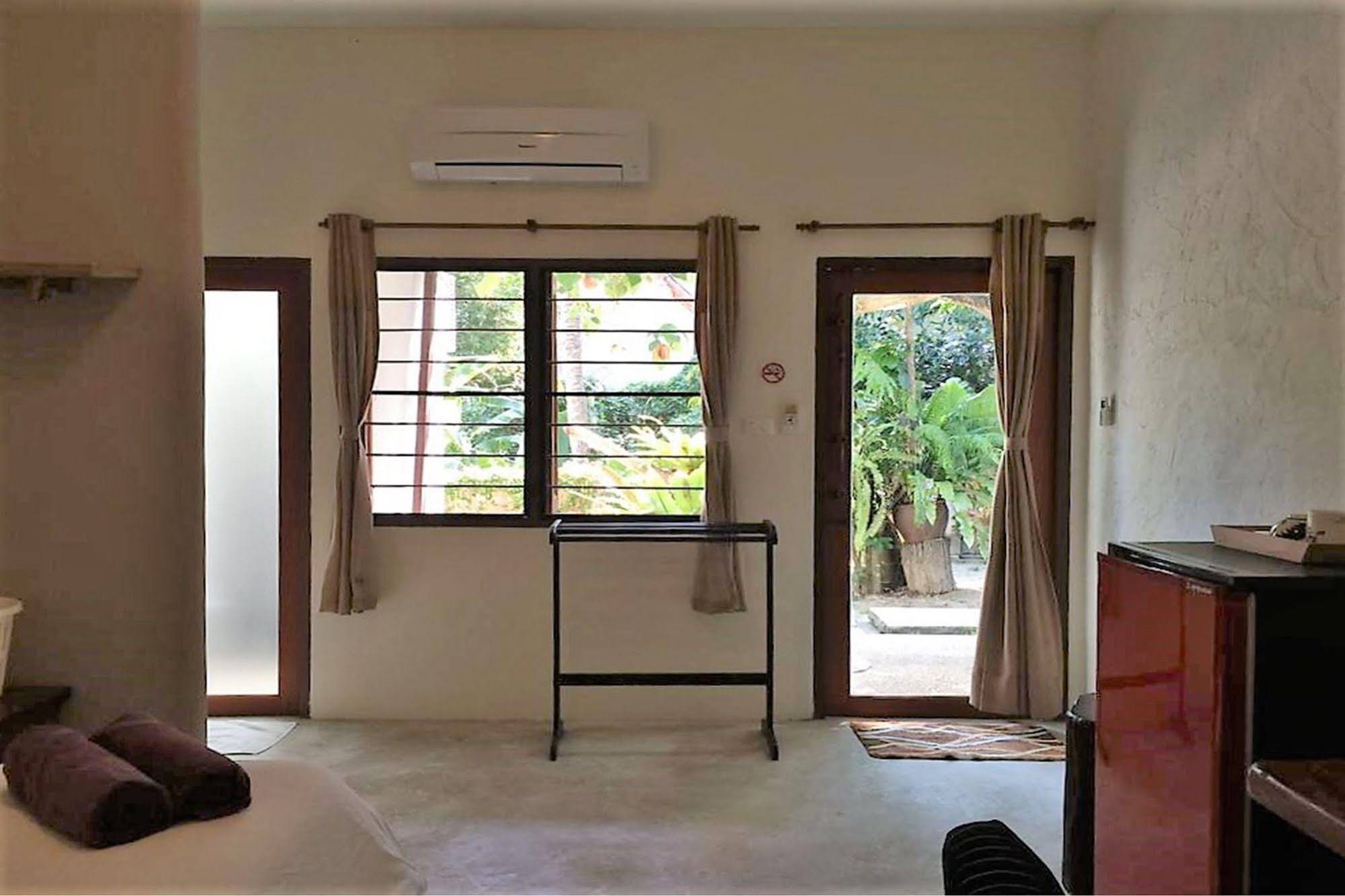 Fern House Retreat