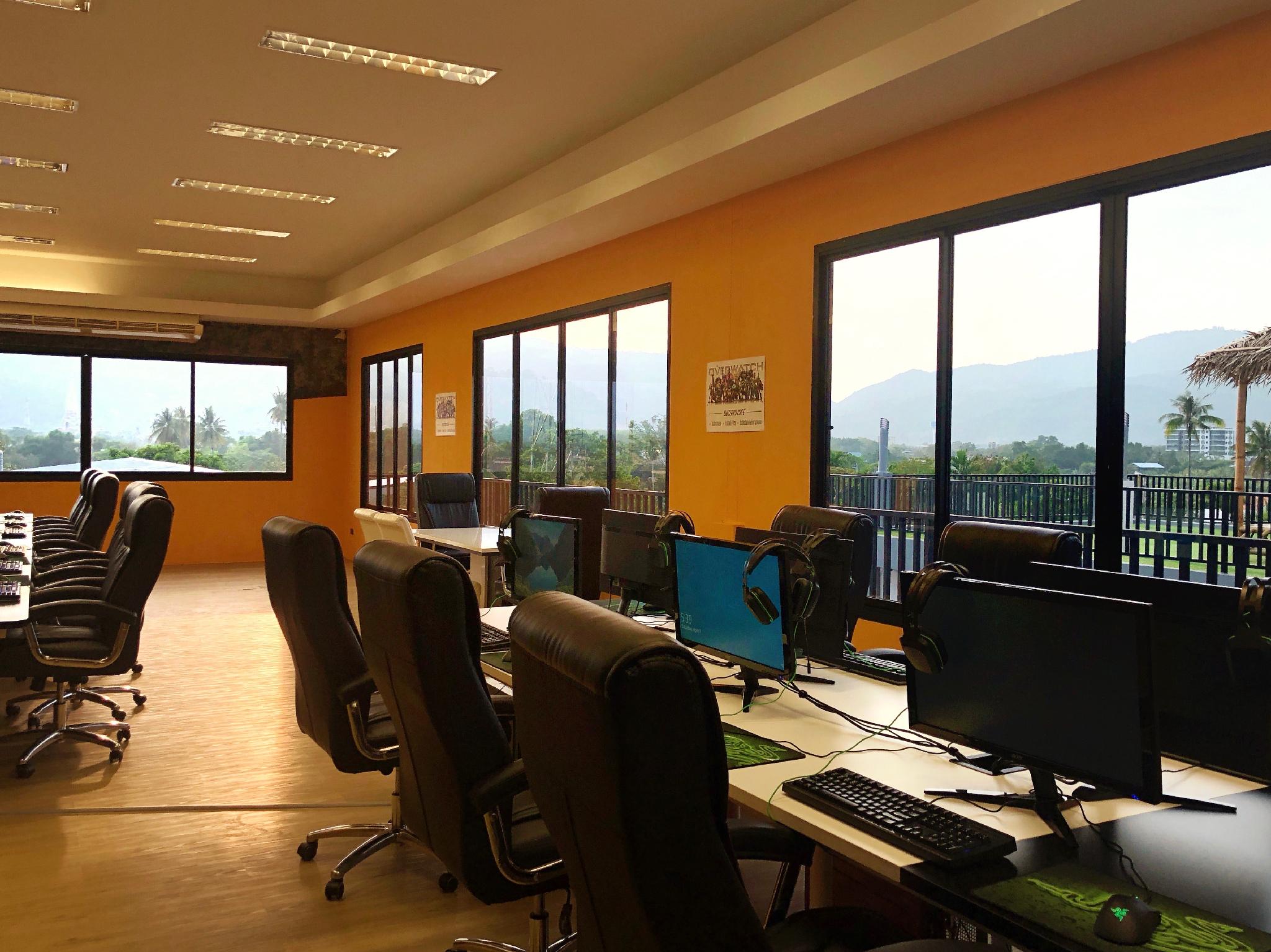 Gamers Paradise Hotel