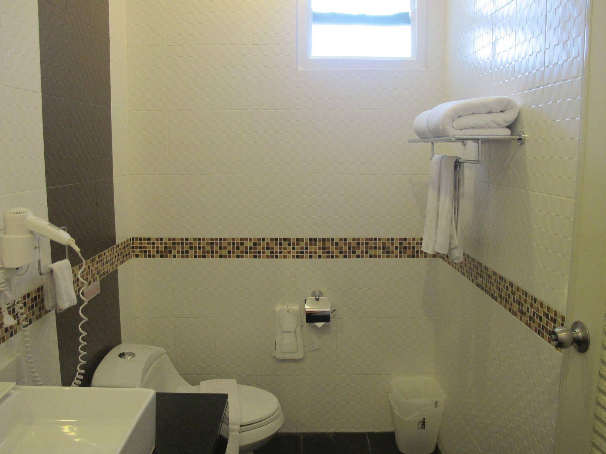 Jula Place Hotel