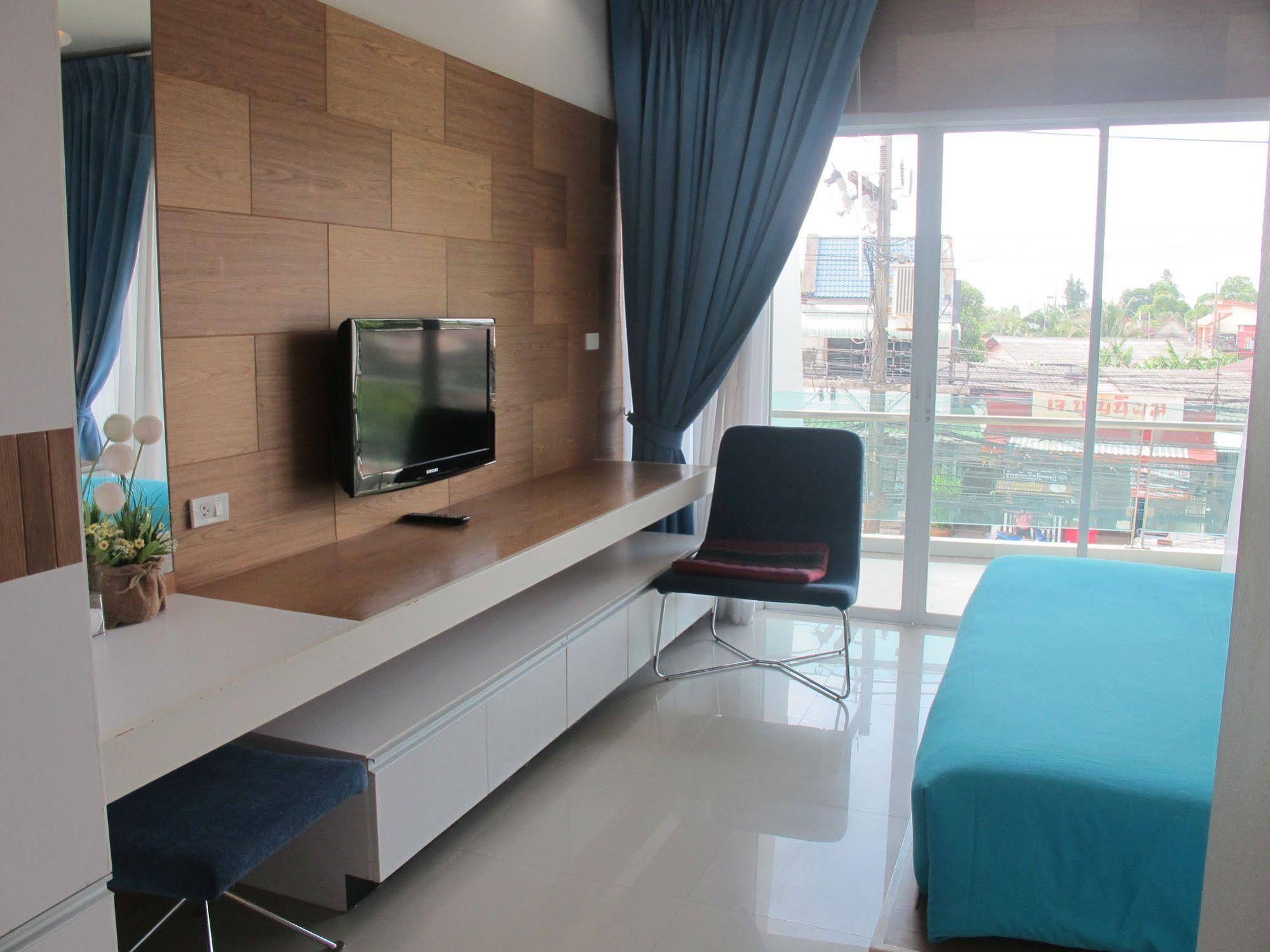 Jula Place Hotel