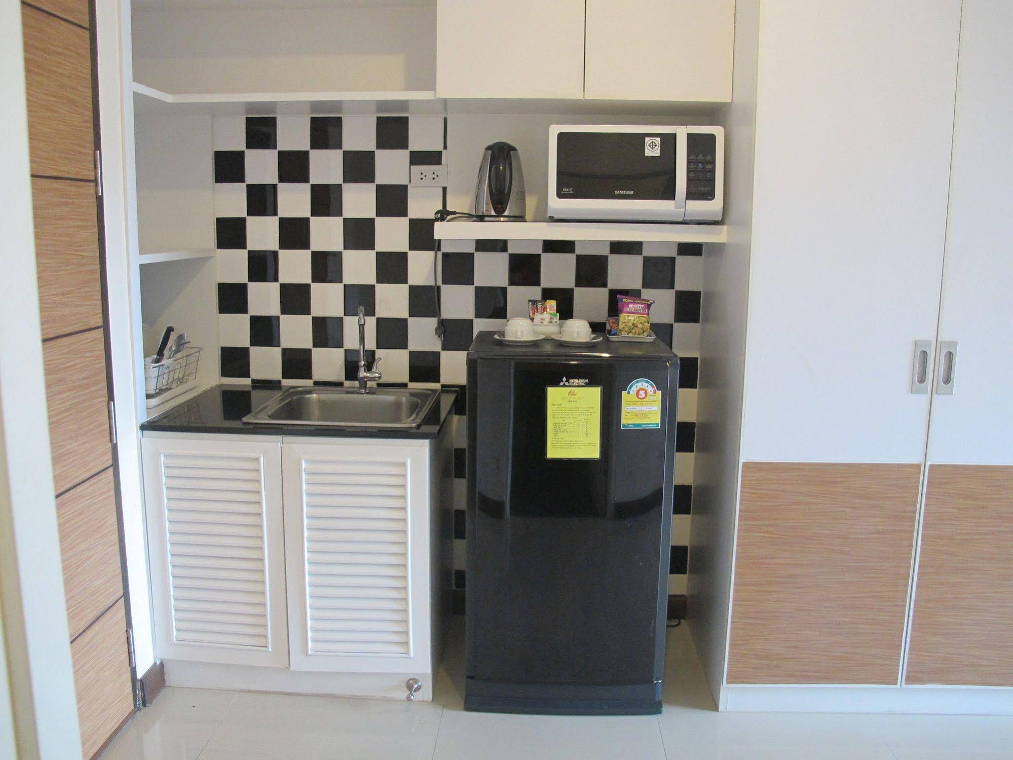 Jula Place Hotel