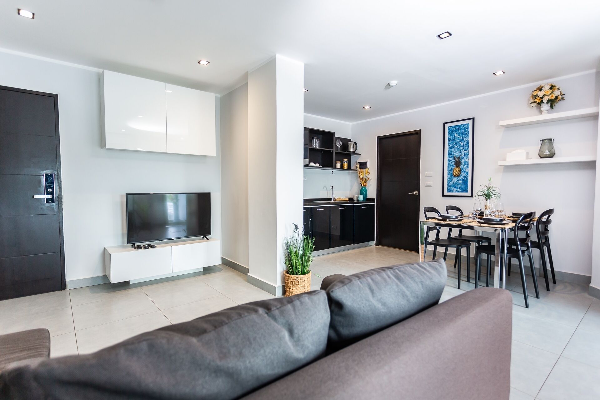 Noon Village Tower 1