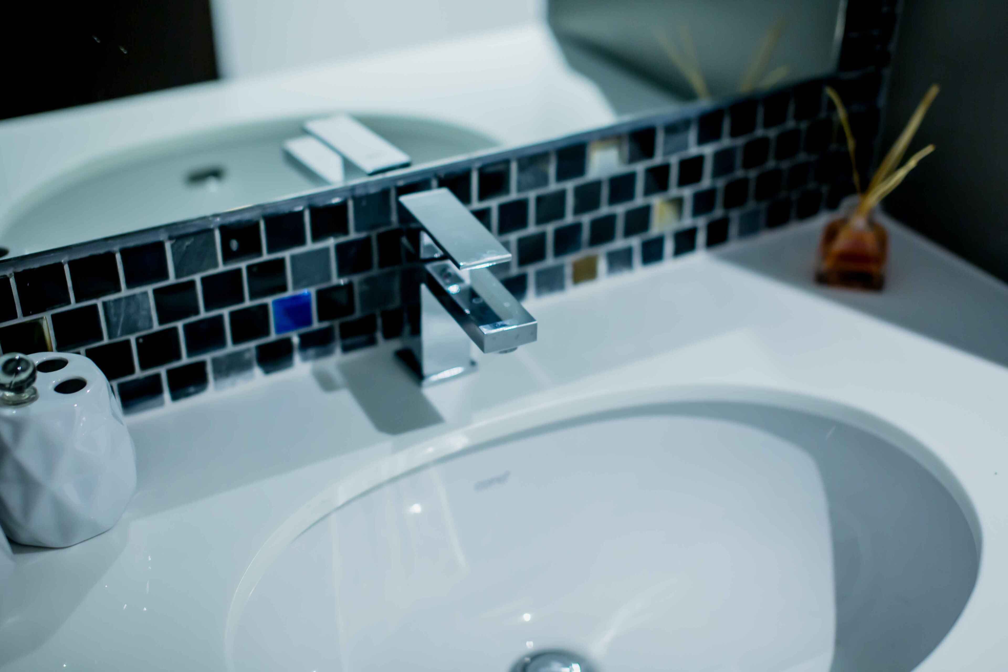 Noon Village Tower 1