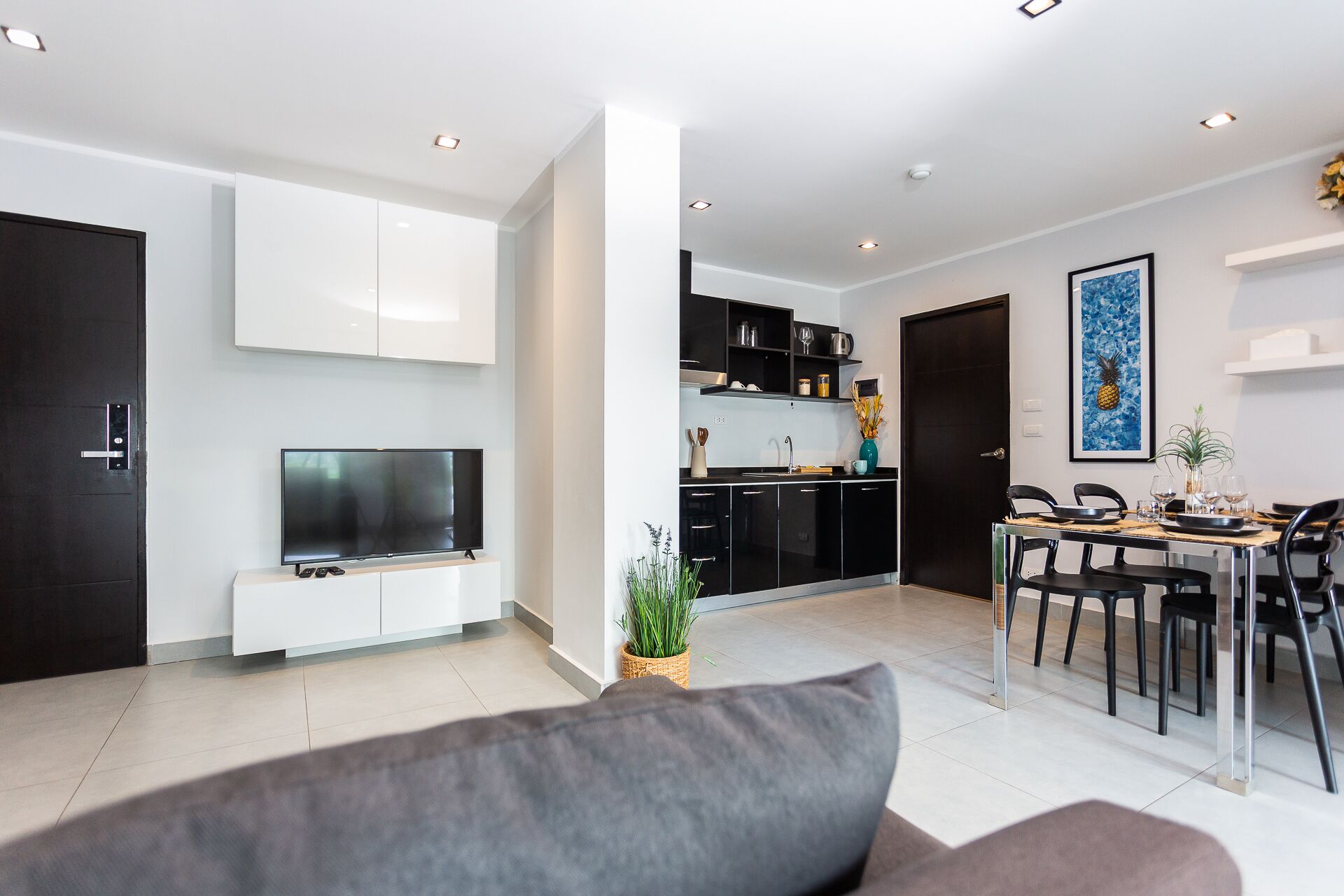 Noon Village Tower 1