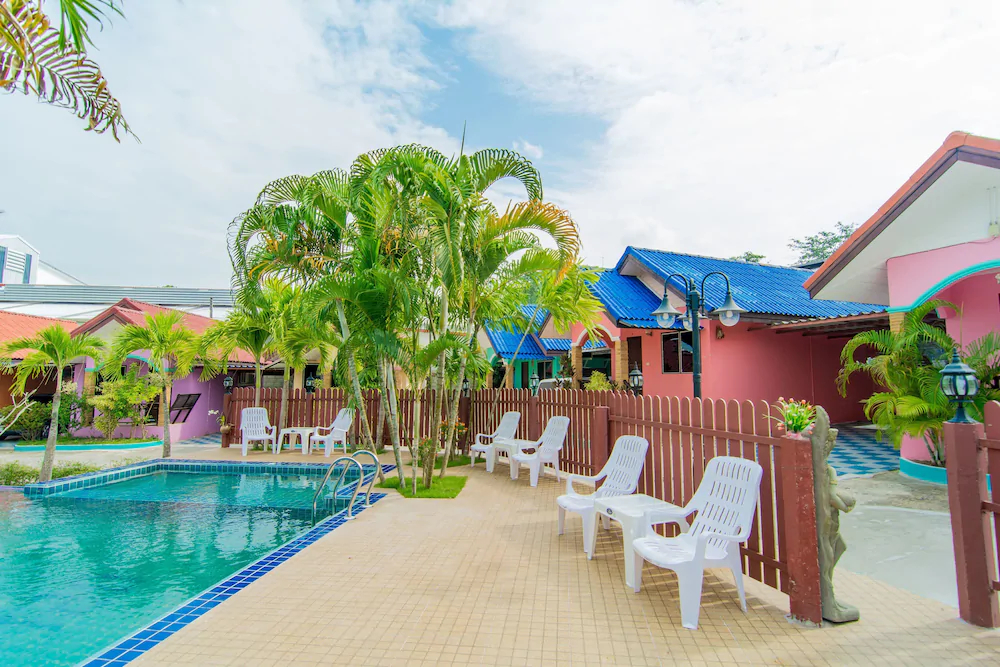Phaithong Sotel Resort by ZEN Rooms