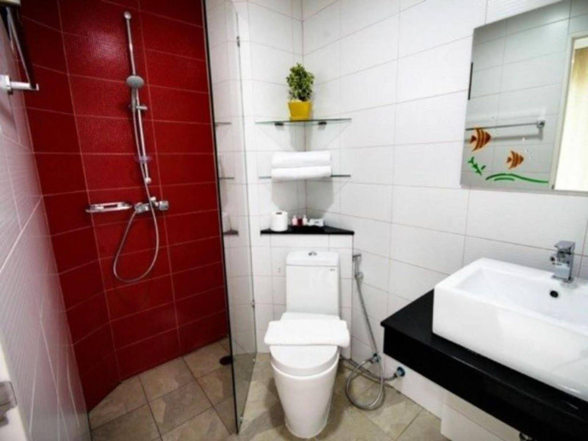 S5 Residence and Cafe