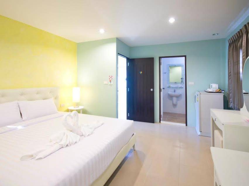 The Click Guesthouse