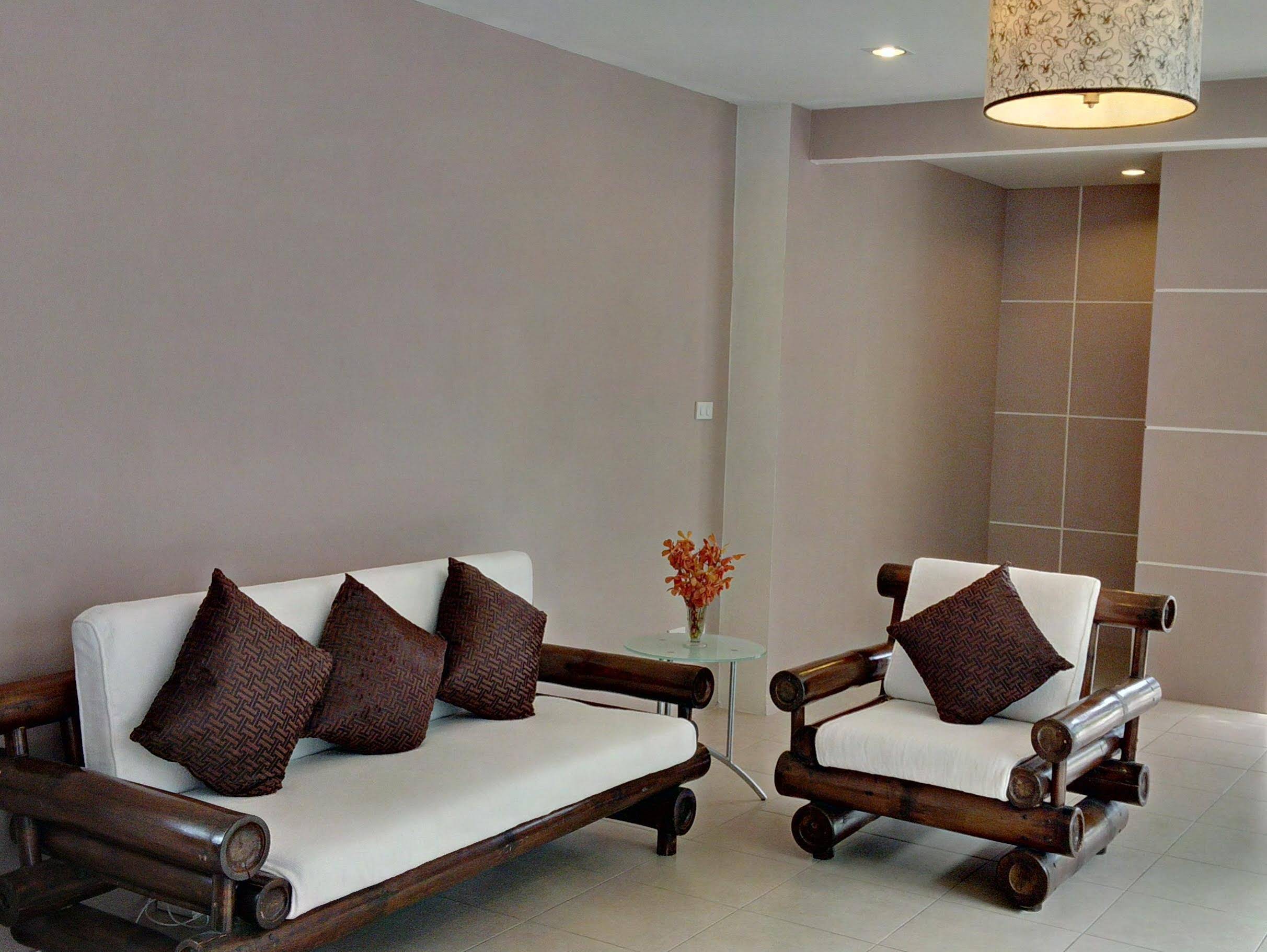 The Click Guesthouse