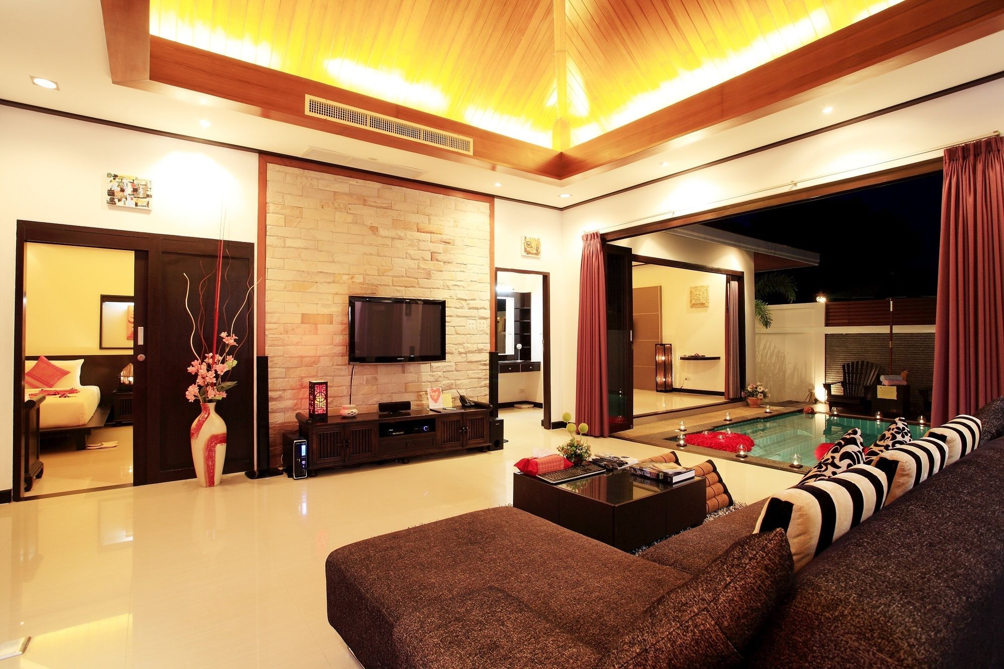 The Iris Pool Villa