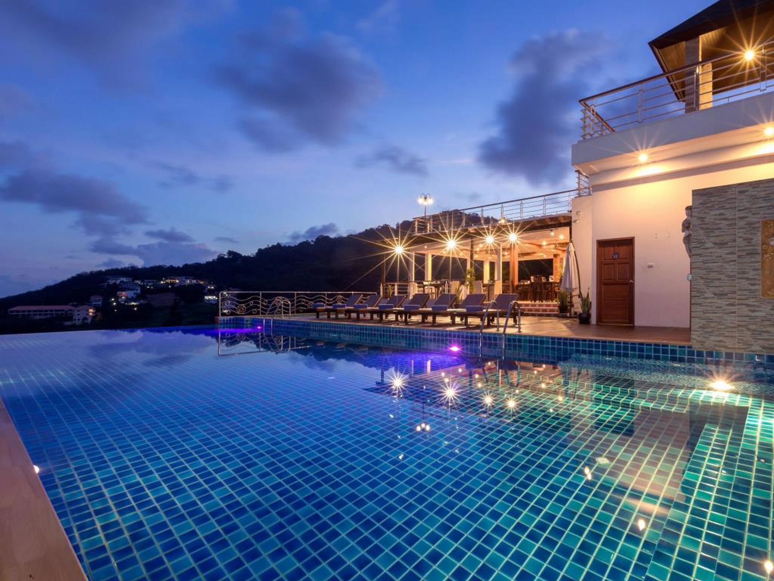 The View Rawada Resort & Spa