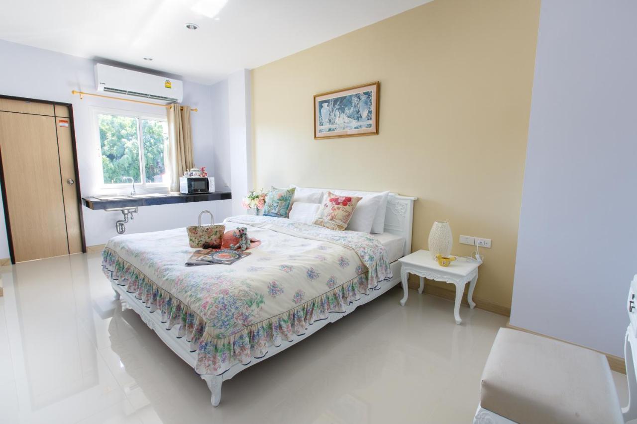 YaYa B By Briza Group