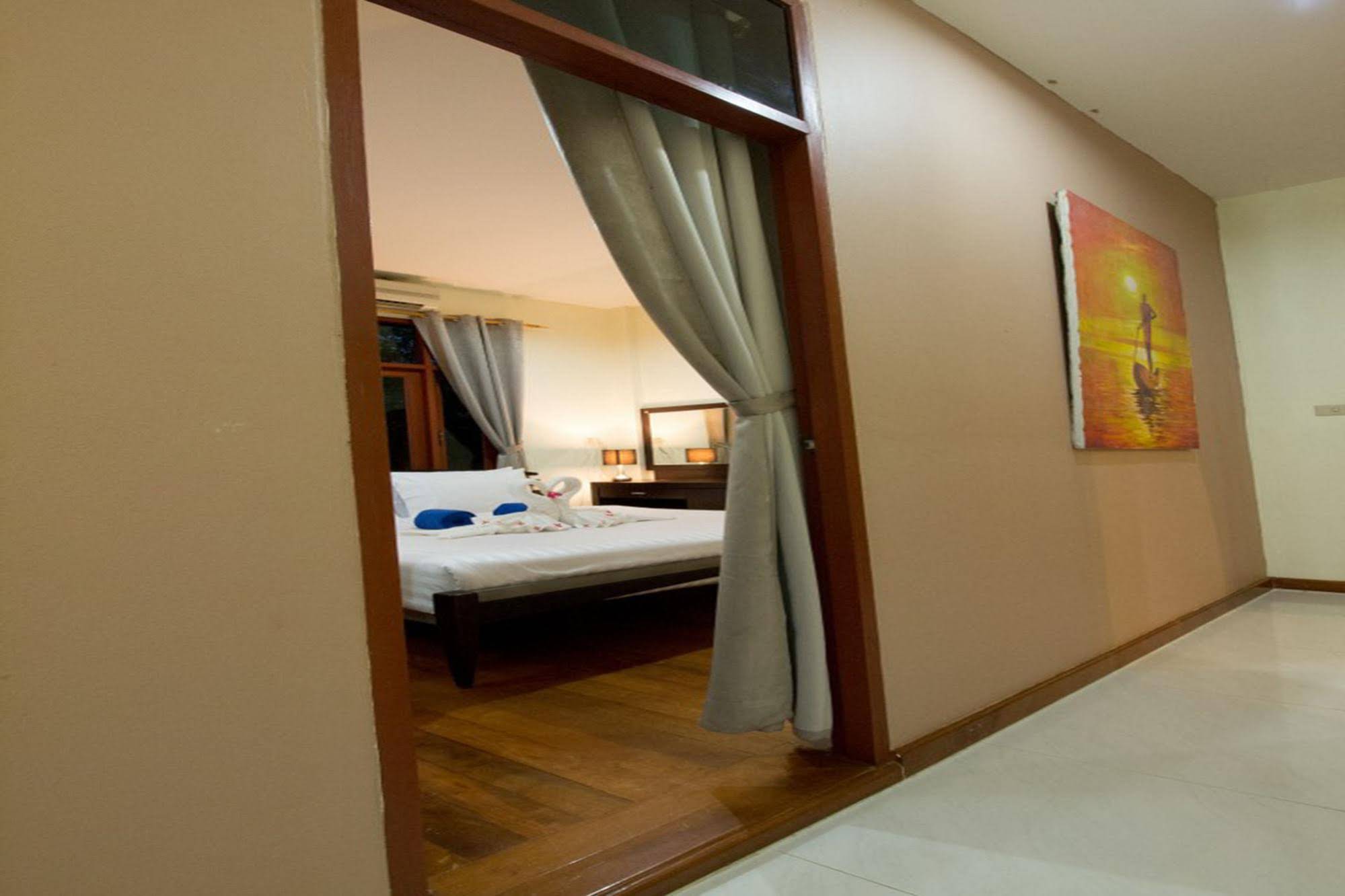 Aisawan Villas