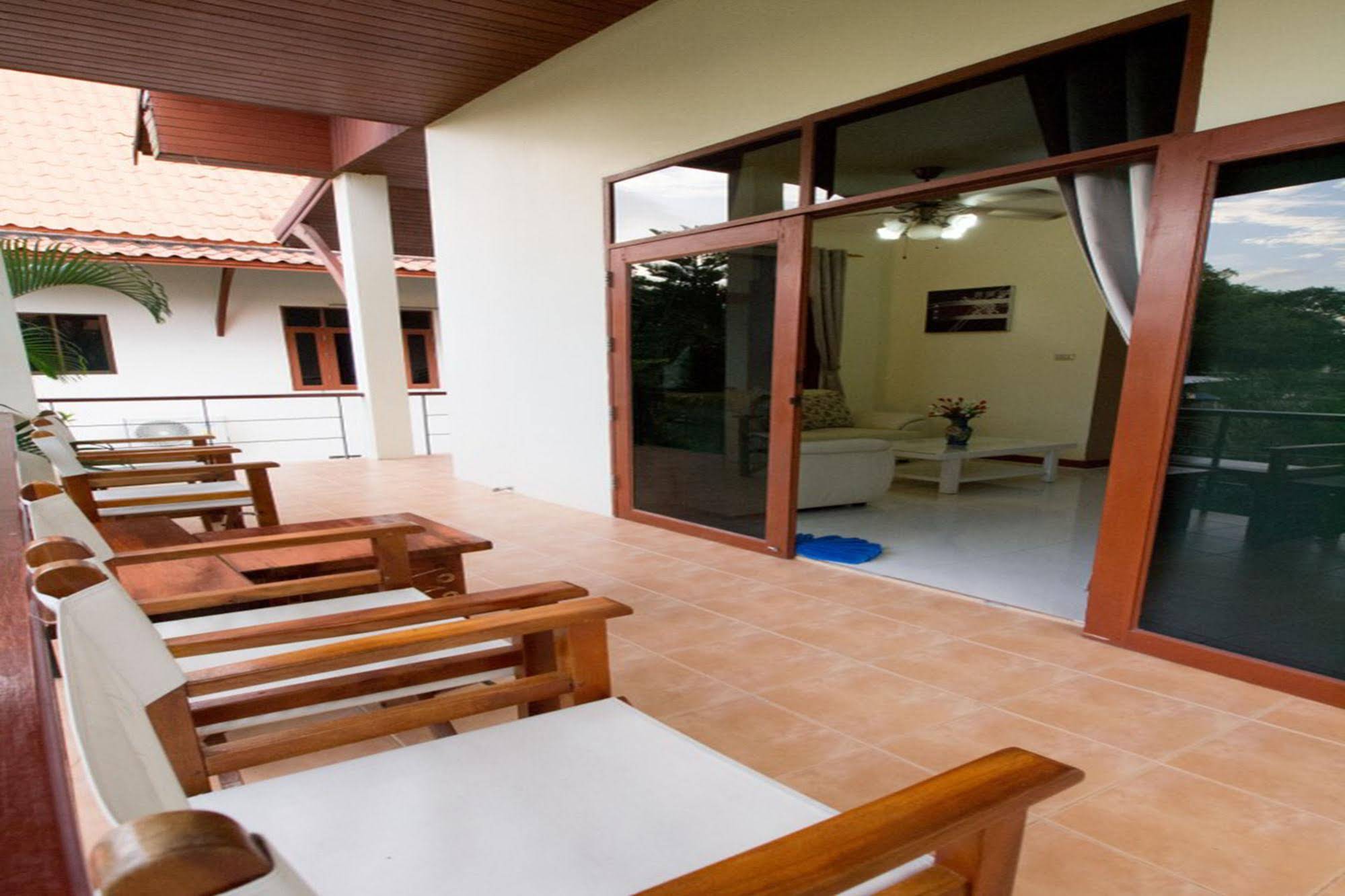 Aisawan Villas