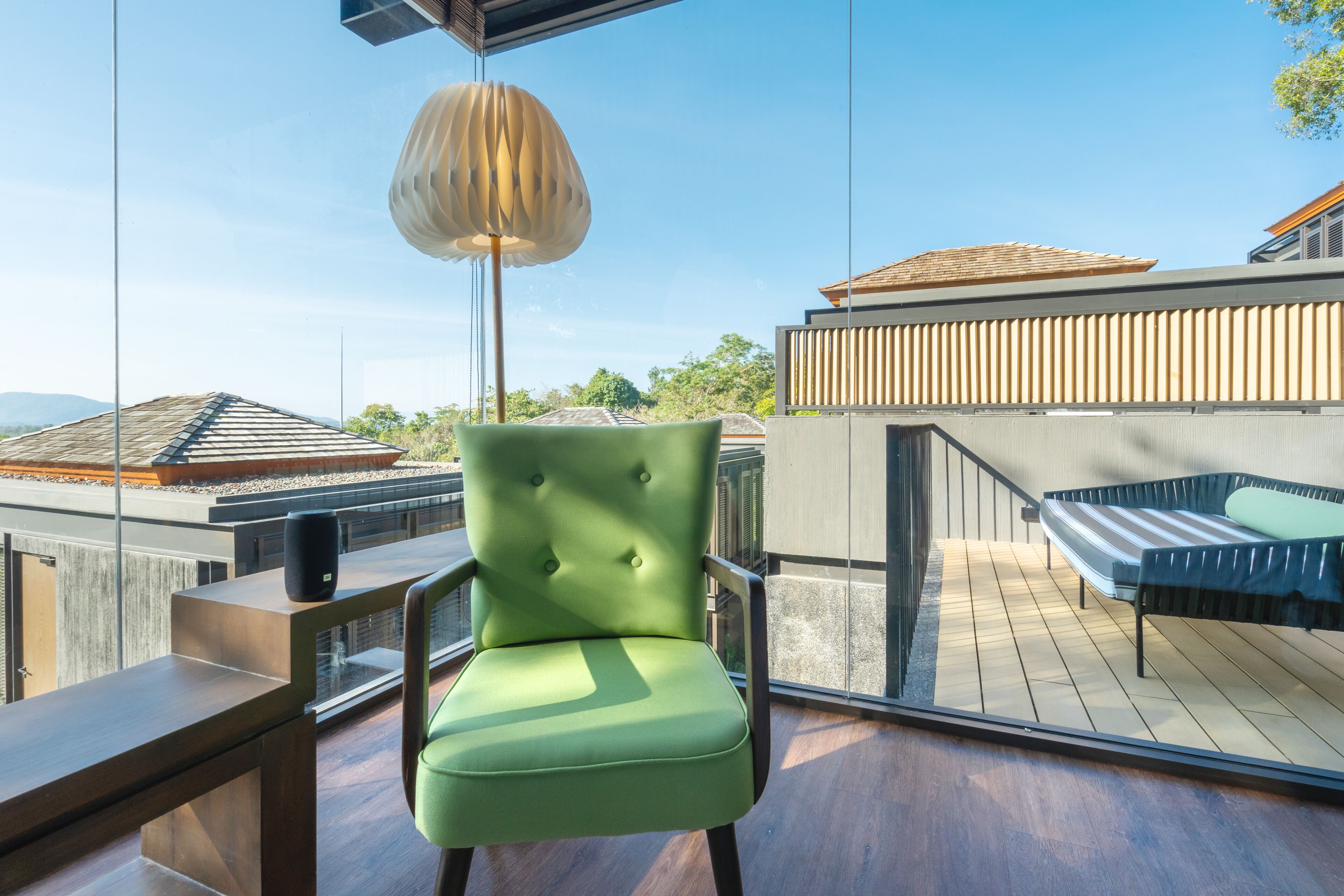 Akra Collection Layan