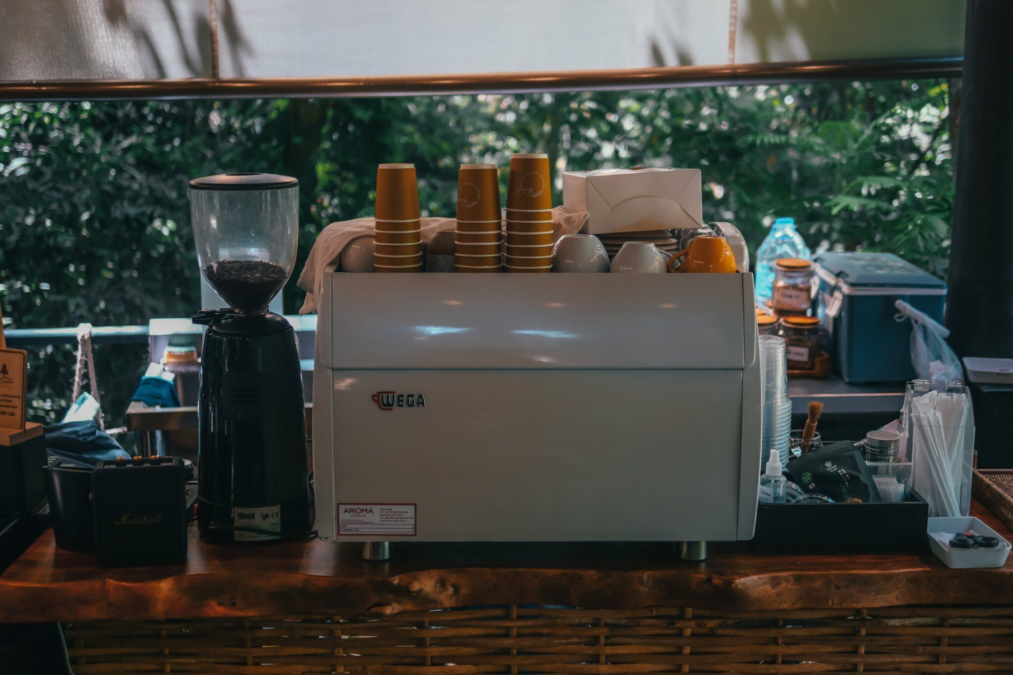 Akra Collection Layan