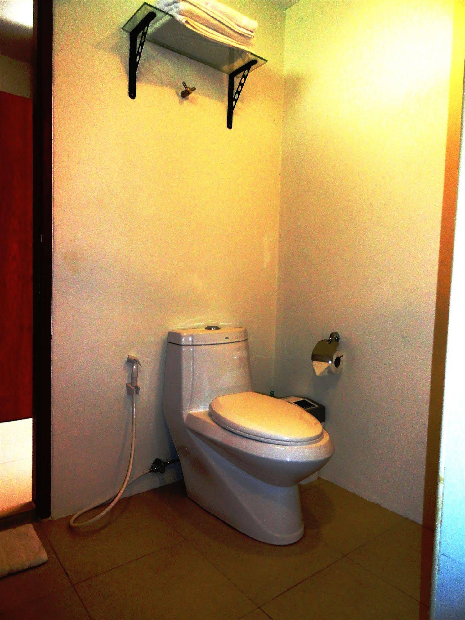 Baan Leelawadee Apartment