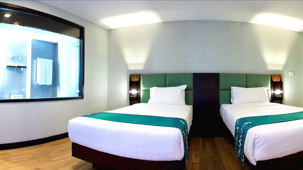 Les Palm Bang Tao Beach Phuket