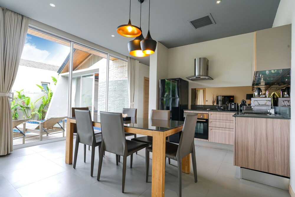 Villa Sunpao by Rents In Phuket