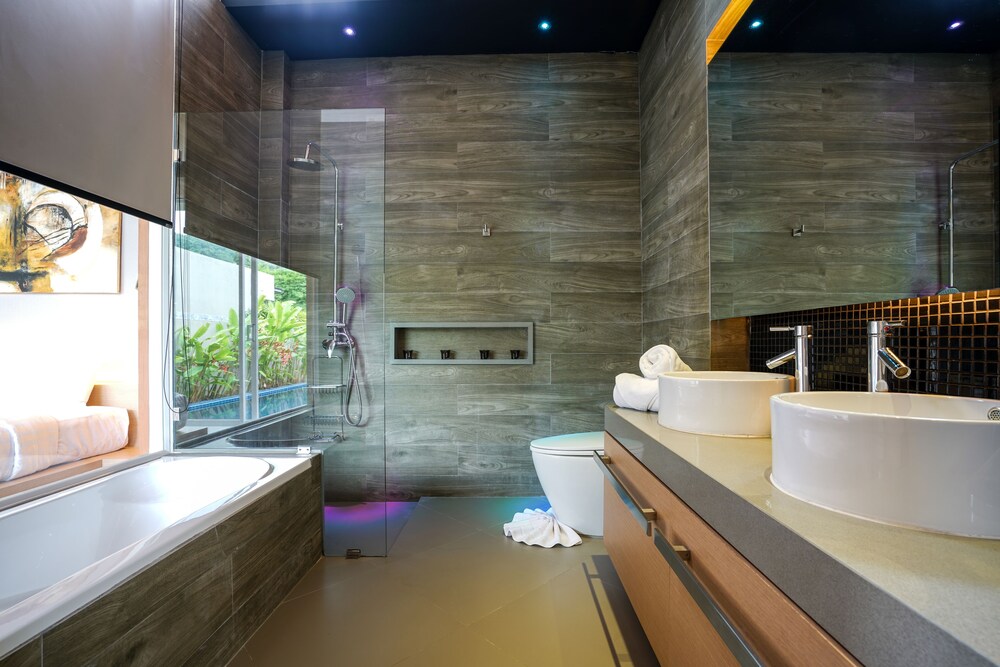 Villa Sunpao by Rents In Phuket