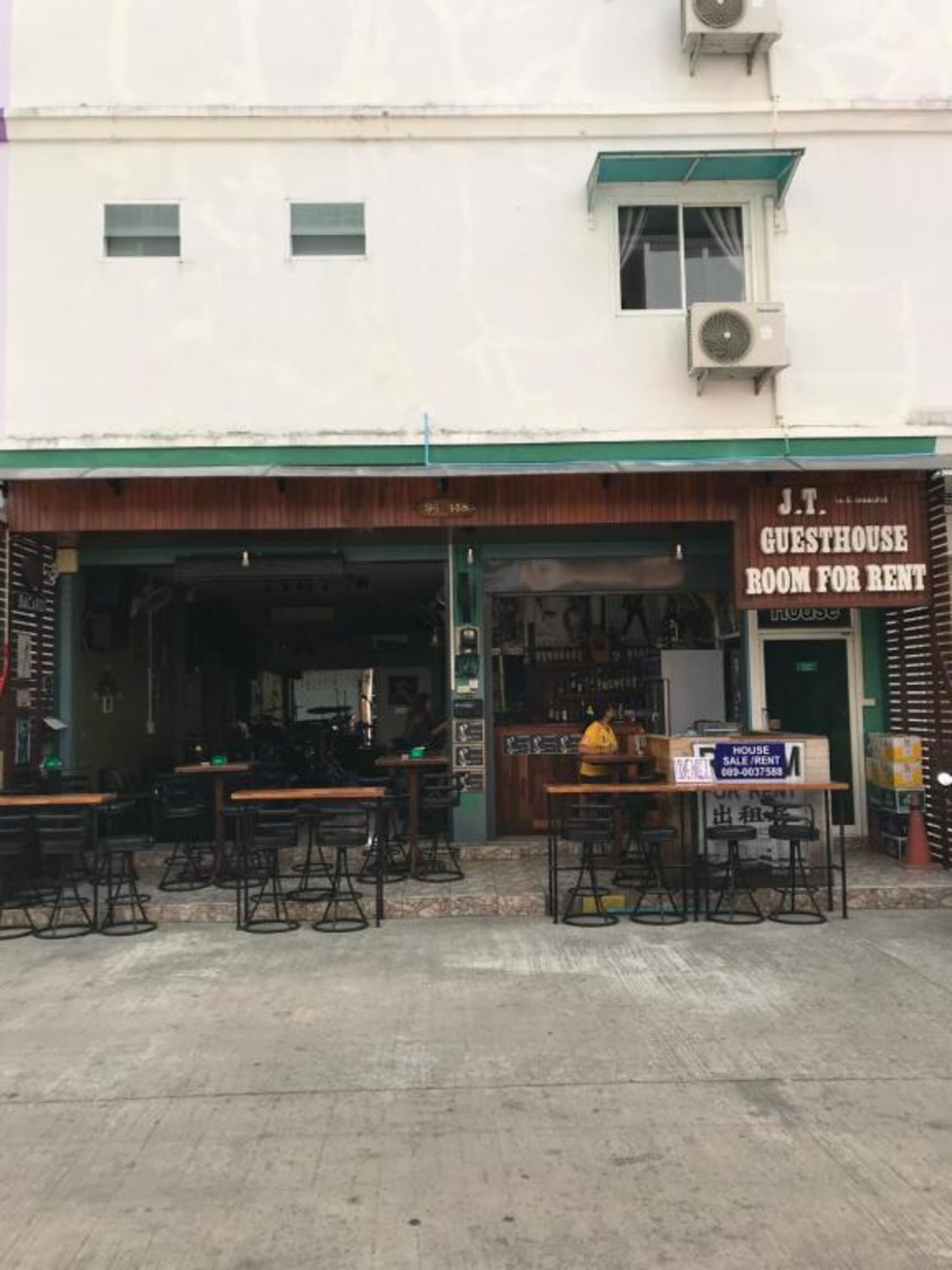 Jt Guesthouse
