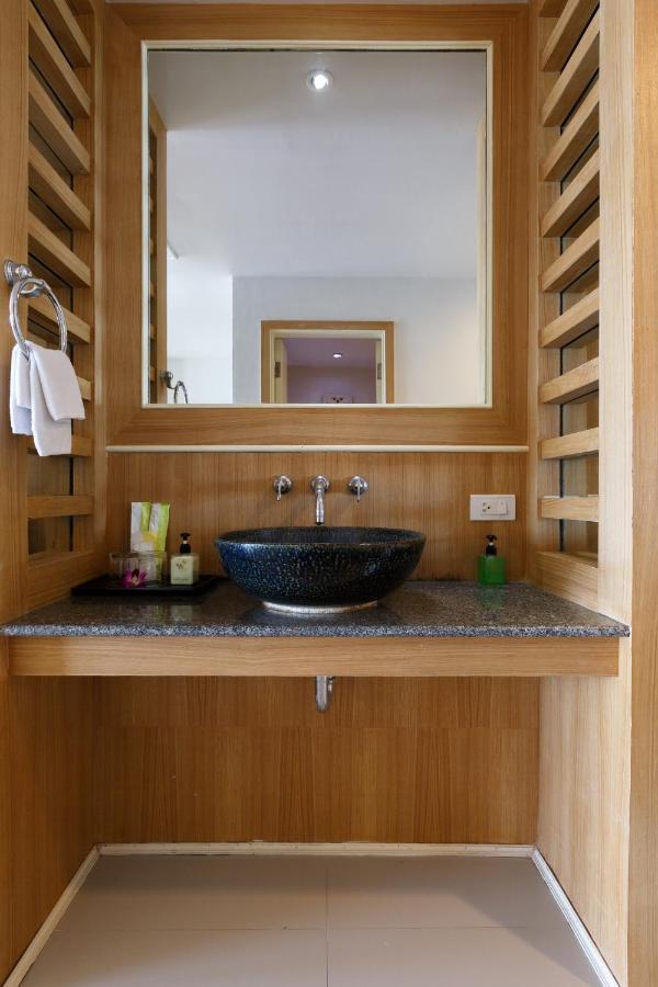 Namaka Resort Kamala