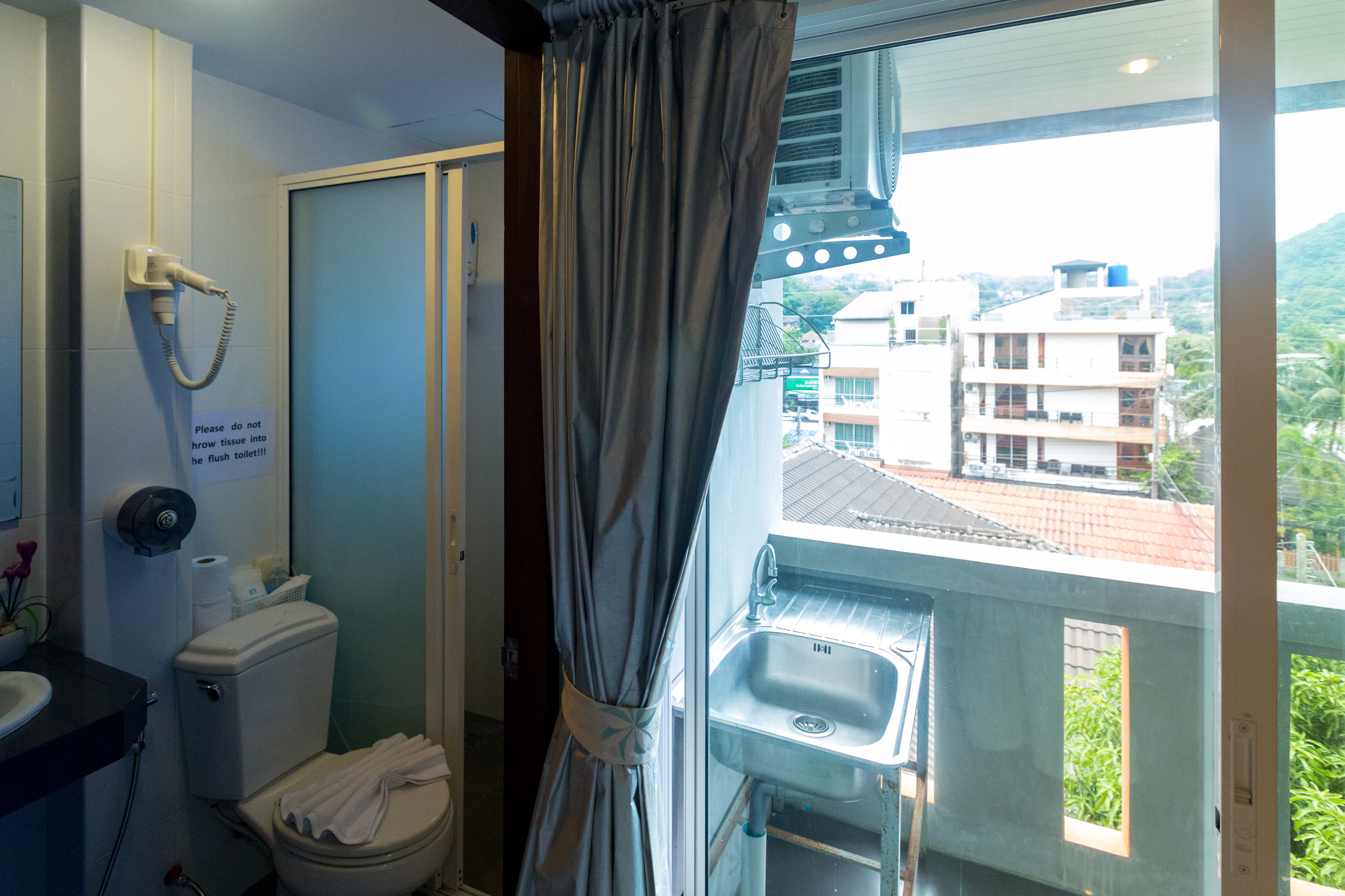 Baan Kamala Guesthouse